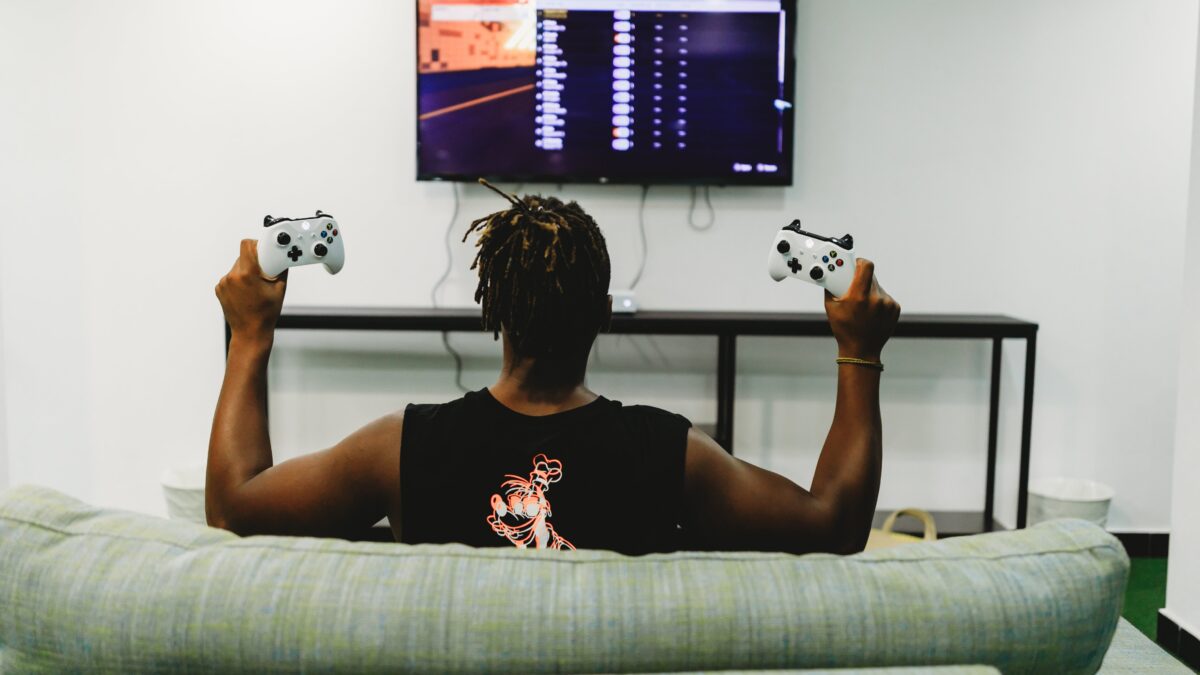 Switch 2 sadārdzinās no 1. septembra — €499,99, un komplekts ar spēli pazūd
