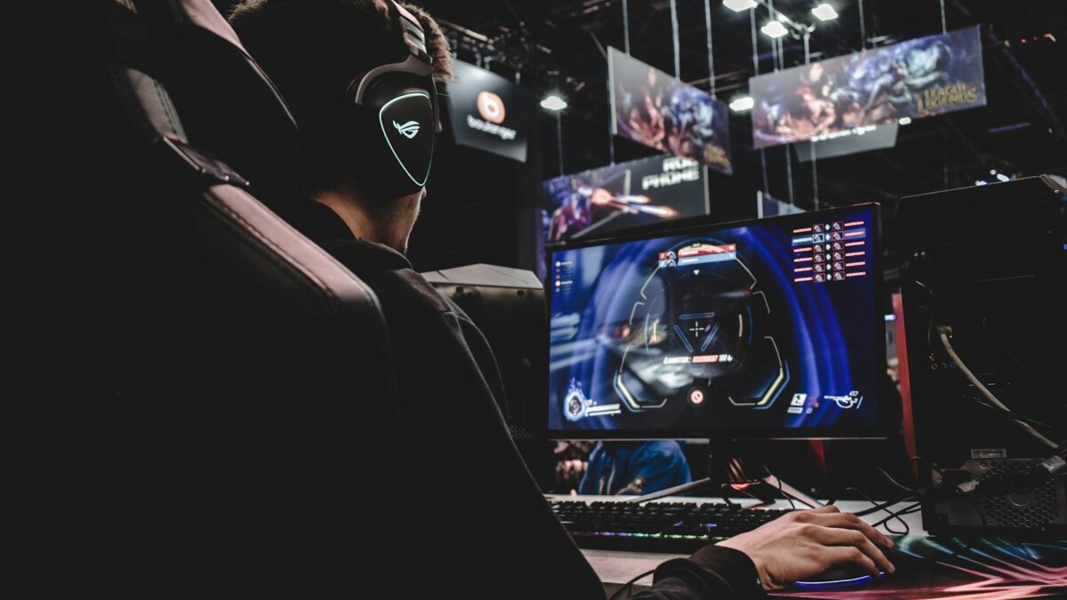 Steam pusgadā nopelnīja rekordlielus 11,1 miljardus dolāru — un lielāko daļu ienesa vecās spēles