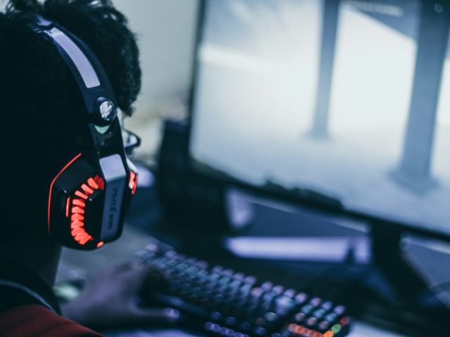 League of Legends beidzot dabū komandas balss čatu: pēc 17 gadiem Riot to laiž NA un Okeānijā, Eiropai vēl jāgaida