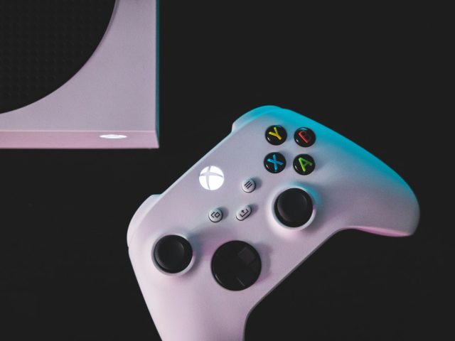 Xbox atklāj Nano pulti par 49,99 eiro: mazākā Xbox vadības pults nāk ar visām 18 pogām un Bluetooth